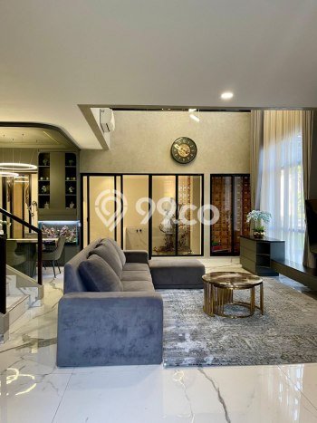 JUAL CEPAT! Rumah Siap Huni Area Strategis Gedebage, Luas 320m2m² LB 253m2m² JUAL CEPAT! Rumah Siap Huni Area Strategis Gedebage, Luas 320m2m² LB 253m2m²