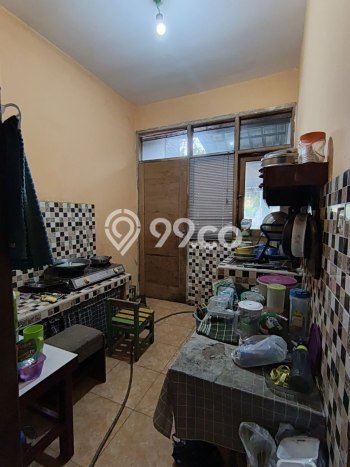 Dijual Rumah 4 Kamar Lokasi Strategis Nyaman dan Strategis di Kiaracondong Dijual Rumah 4 Kamar Lokasi Strategis Nyaman dan Strategis di Kiaracondong
