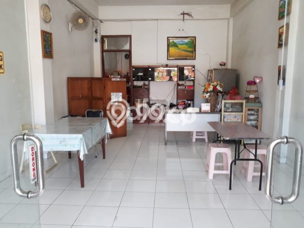 LOKASI PREMIUM! Ruko di Denpasar Timur, Luas 180m2m², Jalan Utama, Area Bisnis LOKASI PREMIUM! Ruko di Denpasar Timur, Luas 180m2m², Jalan Utama, Area Bisnis