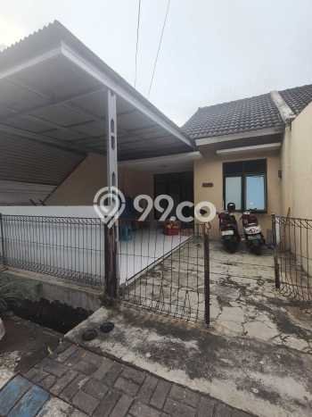Rumah Modern Minimalis 2 KT Bisa Langsung Pindah di Sidoarjo Rumah Modern Minimalis 2 KT Bisa Langsung Pindah di Sidoarjo