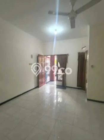 Lokasi strategis! Rumah siap huni disewakan di Gedangan LB 90m2 Lokasi strategis! Rumah siap huni disewakan di Gedangan LB 90m2