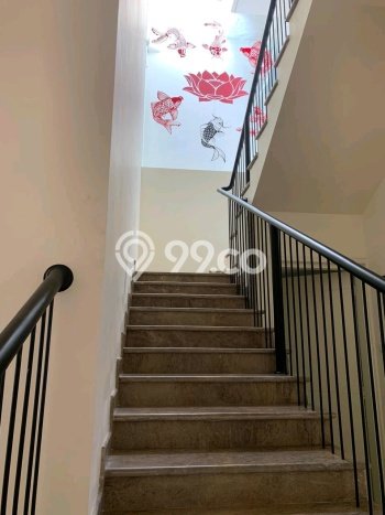 Hunian Elit LB 550m2 Siap Pakai Desain Elegan di Jemursari, Surabaya Hunian Elit LB 550m2 Siap Pakai Desain Elegan di Jemursari, Surabaya