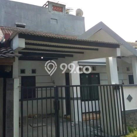 Dijual Cepat Rumah Bagus Siap Huni LB 126m2 di Sidoarjo, Sidoarjo Dijual Cepat Rumah Bagus Siap Huni LB 126m2 di Sidoarjo, Sidoarjo