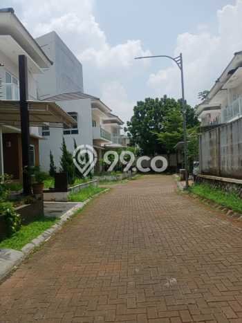 For Sale Hunian Rumah Nyaman 4 Kamar di Cirendeu, Jakarta Selatan For Sale Hunian Rumah Nyaman 4 Kamar di Cirendeu, Jakarta Selatan