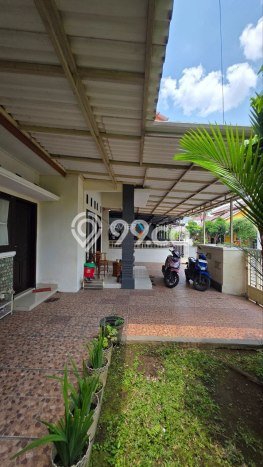 Rumah Modern Cantik 3 KT Bisa Langsung Pindah di Blimbing Rumah Modern Cantik 3 KT Bisa Langsung Pindah di Blimbing