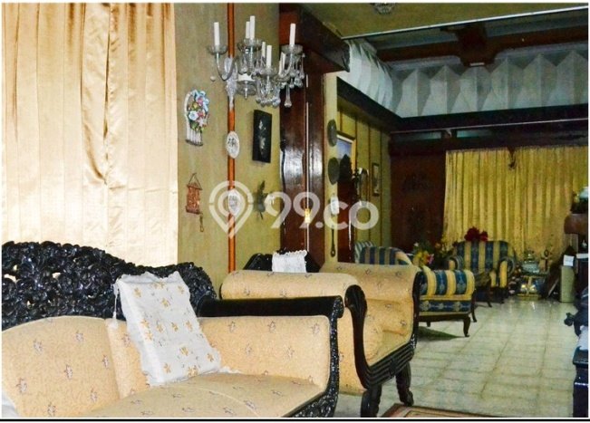 Rumah Elit Modern Tanpa Renovasi di Ketintang Surabaya Rumah Elit Modern Tanpa Renovasi di Ketintang Surabaya