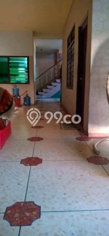 Rumah Luas Asri 5 KT Siap Huni di Putat Jaya Surabaya Rumah Luas Asri 5 KT Siap Huni di Putat Jaya Surabaya