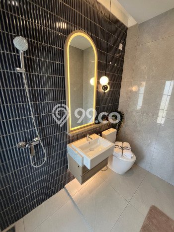 Rumah Strategis Modern Lb 84m2 di BSD, Tangerang Selatan Rumah Strategis Modern Lb 84m2 di BSD, Tangerang Selatan