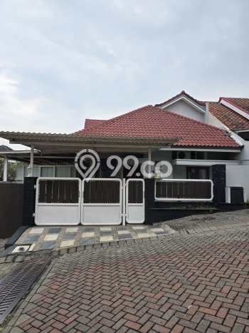 Dijual Rumah Mewah Megah Dengan View Cantik di Citraland, Surabaya Dijual Rumah Mewah Megah Dengan View Cantik di Citraland, Surabaya