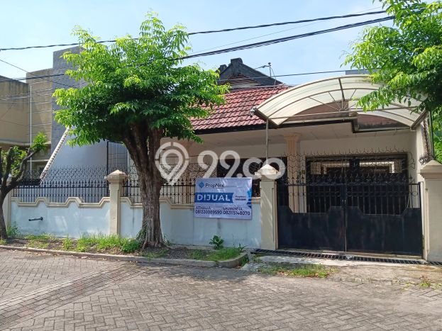 Dijual Rumah Luas Elegan Dengan View Eksklusif di Manyar, Surabaya Dijual Rumah Luas Elegan Dengan View Eksklusif di Manyar, Surabaya