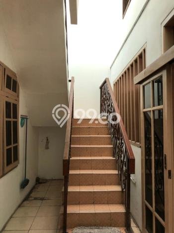 Ruko Dijual di Wiyung LT 218m2, LB 217m2 Solusi Investasi Cerdas Ruko Dijual di Wiyung LT 218m2, LB 217m2 Solusi Investasi Cerdas