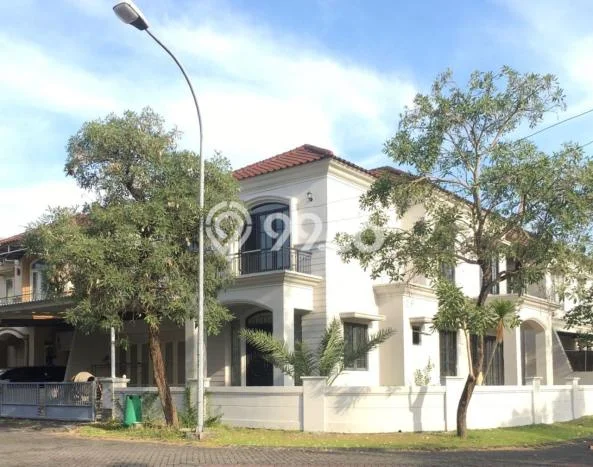 For Sale Rumah Mewah Exclusive di Lakarsantri, Surabaya For Sale Rumah Mewah Exclusive di Lakarsantri, Surabaya