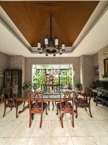 Rumah Elit Modern Siap Huni di Kemang Jakarta Selatan Rumah Elit Modern Siap Huni di Kemang Jakarta Selatan