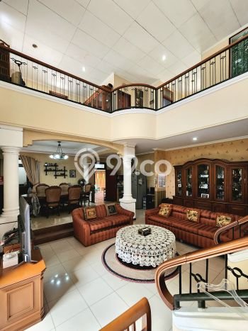Siap Huni Rumah Mewah 7 Kamar di Kebayoran Baru Dekat ke Mana Saja Siap Huni Rumah Mewah 7 Kamar di Kebayoran Baru Dekat ke Mana Saja