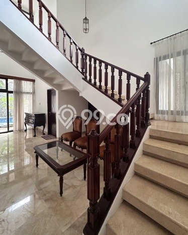 Rumah Luxury Modern Siap Huni di Mega Kuningan Jakarta Selatan Rumah Luxury Modern Siap Huni di Mega Kuningan Jakarta Selatan