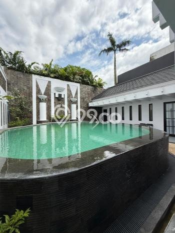 Hot Offer Hunian Premium Ideal dan Luas di Menteng, Jakarta Pusat Hot Offer Hunian Premium Ideal dan Luas di Menteng, Jakarta Pusat