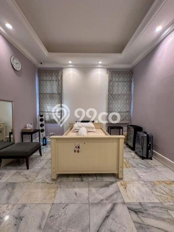 Siap Huni Hunian Elit 4 Kamar di Kebayoran Baru Dekat ke Mana Pun Siap Huni Hunian Elit 4 Kamar di Kebayoran Baru Dekat ke Mana Pun