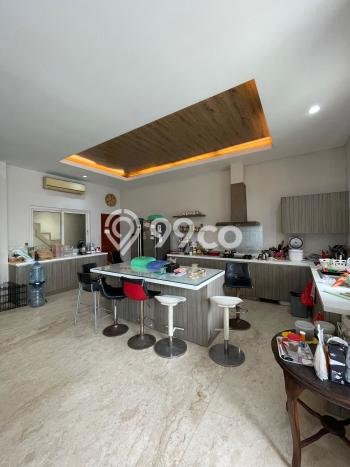 Hunian Eksklusif Siap Huni LT 299m2 di Cilandak, Jakarta Selatan Hunian Eksklusif Siap Huni LT 299m2 di Cilandak, Jakarta Selatan