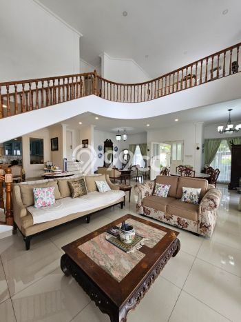Hunian Mewah LB 270m2 Siap Huni Desain Elegan di Bintaro, Jakarta Selatan Hunian Mewah LB 270m2 Siap Huni Desain Elegan di Bintaro, Jakarta Selatan