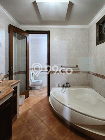 For Sale! Premium House LT 810m2 Desain Modern di Pondok Indah For Sale! Premium House LT 810m2 Desain Modern di Pondok Indah
