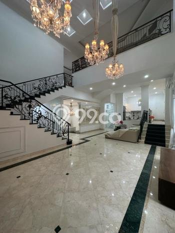 Rumah Elit LB 600m2 Siap Pakai Desain Elegan di Pondok Indah, Jakarta Selatan Rumah Elit LB 600m2 Siap Pakai Desain Elegan di Pondok Indah, Jakarta Selatan