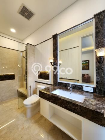 Jual Rumah Mewah Elegan Dengan View Cantik di Kemang, Jakarta Selatan Jual Rumah Mewah Elegan Dengan View Cantik di Kemang, Jakarta Selatan