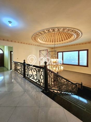 Ready to Use! Luxury House LT 820m2 Desain Modern di Pondok Indah Ready to Use! Luxury House LT 820m2 Desain Modern di Pondok Indah