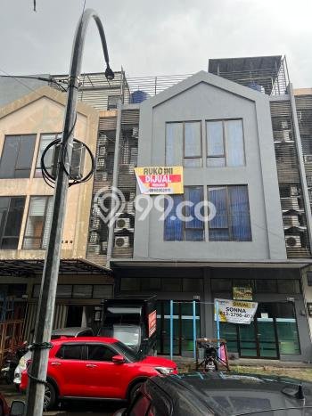 Untuk Dijual! Ruko di Bintaro Jakarta Selatan LT 68m2 / LB 280m2 Kawasan Bisnis Untuk Dijual! Ruko di Bintaro Jakarta Selatan LT 68m2 / LB 280m2 Kawasan Bisnis