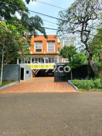 For Sale! Luxury House LT 400m2 Desain Elegan di Pondok Indah For Sale! Luxury House LT 400m2 Desain Elegan di Pondok Indah