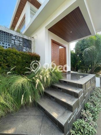 Hunian Elit LB 654m2 Siap Pakai Desain Elegan di Pondok Indah, Jakarta Selatan Hunian Elit LB 654m2 Siap Pakai Desain Elegan di Pondok Indah, Jakarta Selatan