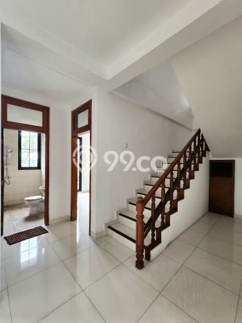 Rumah Luxury Modern Siap Huni di Pondok Indah Jakarta Selatan Rumah Luxury Modern Siap Huni di Pondok Indah Jakarta Selatan