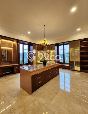 Dijual Rumah Mewah Megah Dengan View Eksklusif di Kemang, Jakarta Selatan Dijual Rumah Mewah Megah Dengan View Eksklusif di Kemang, Jakarta Selatan