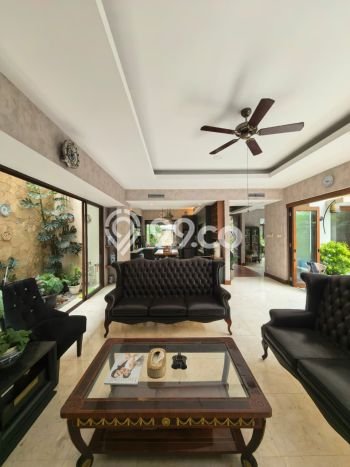 Rumah Elit Modern Siap Huni di Kemang Jakarta Selatan Rumah Elit Modern Siap Huni di Kemang Jakarta Selatan