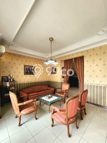 Siap Huni Rumah Mewah 7 Kamar di Kebayoran Baru Dekat ke Mana Saja Siap Huni Rumah Mewah 7 Kamar di Kebayoran Baru Dekat ke Mana Saja