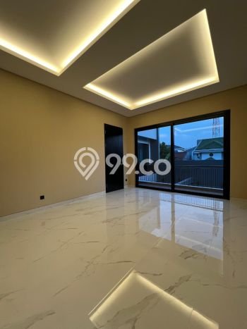 Rumah Elit Modern Tanpa Renovasi di Lebak Bulus Jakarta Selatan Rumah Elit Modern Tanpa Renovasi di Lebak Bulus Jakarta Selatan