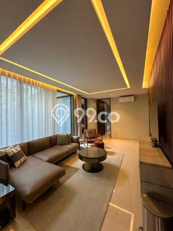 Siap Huni Rumah Mewah 6 Kamar di Kebayoran Baru Dekat ke Mana Pun Siap Huni Rumah Mewah 6 Kamar di Kebayoran Baru Dekat ke Mana Pun