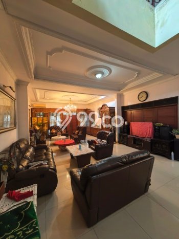 Rumah Luxury Modern Siap Huni di Terogong Jakarta Selatan Rumah Luxury Modern Siap Huni di Terogong Jakarta Selatan