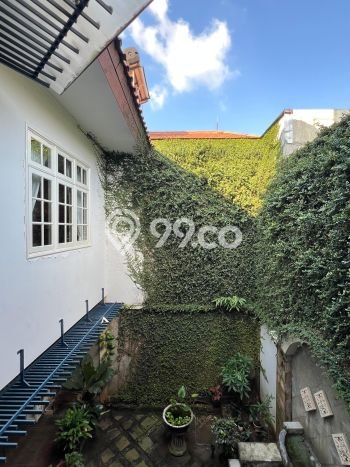 Rumah Mewah Dijual LT 365m2 di Kebayoran Baru, Jakarta Selatan Rumah Mewah Dijual LT 365m2 di Kebayoran Baru, Jakarta Selatan