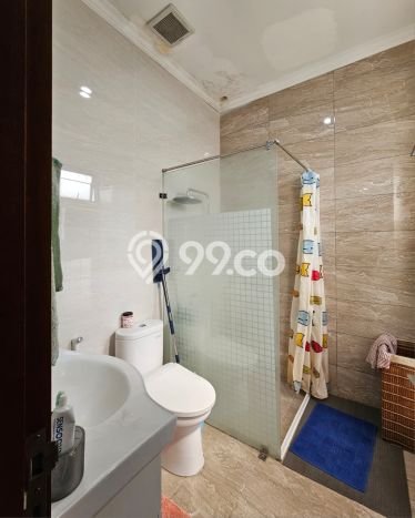 Ready to Use! Premium House LT 136m2 Desain Modern di Lebak Bulus Ready to Use! Premium House LT 136m2 Desain Modern di Lebak Bulus