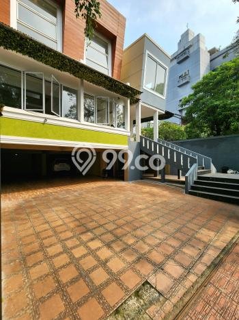 For Sale! Luxury House LT 400m2 Desain Elegan di Pondok Indah For Sale! Luxury House LT 400m2 Desain Elegan di Pondok Indah
