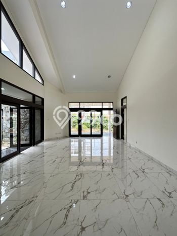 For Sale Rumah Elit Exclusive di Menteng, Jakarta Pusat For Sale Rumah Elit Exclusive di Menteng, Jakarta Pusat