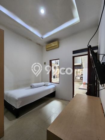 Rumah Elit LB 10000m2 Siap Pakai Desain Elegan di Pejaten, Jakarta Selatan Rumah Elit LB 10000m2 Siap Pakai Desain Elegan di Pejaten, Jakarta Selatan