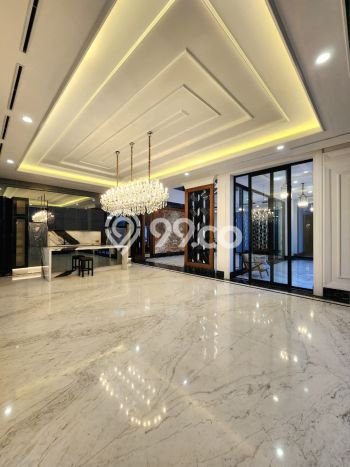 Rumah Elit LB 1400m2 Siap Pakai Desain Elegan di Pondok Indah, Jakarta Selatan Rumah Elit LB 1400m2 Siap Pakai Desain Elegan di Pondok Indah, Jakarta Selatan