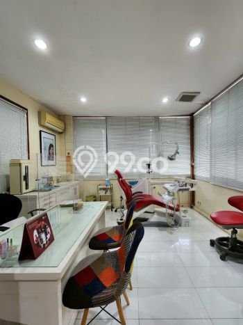 For Sale! Premium House LT 810m2 Desain Modern di Pondok Indah For Sale! Premium House LT 810m2 Desain Modern di Pondok Indah