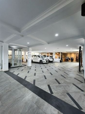 For Sale! Premium House LT 730m2 Desain Modern di Kemang For Sale! Premium House LT 730m2 Desain Modern di Kemang