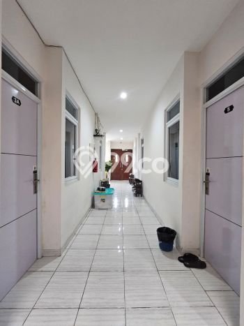 Peluang Investasi! Rumah Kost Dijual di Menteng, Jakarta Pusat, 20 KT, 20 KM, Luas 400m2 Peluang Investasi! Rumah Kost Dijual di Menteng, Jakarta Pusat, 20 KT, 20 KM, Luas 400m2