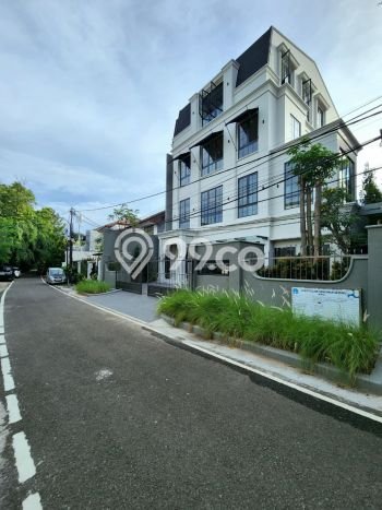 For Sale Rumah Mewah Exclusive di Kebayoran Baru, Jakarta Selatan For Sale Rumah Mewah Exclusive di Kebayoran Baru, Jakarta Selatan