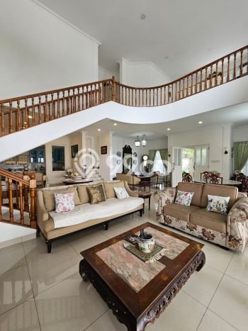 Hunian Mewah LB 270m2 Siap Huni Desain Elegan di Bintaro, Jakarta Selatan Hunian Mewah LB 270m2 Siap Huni Desain Elegan di Bintaro, Jakarta Selatan