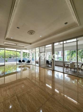 For Sale! Luxury House LT 400m2 Desain Elegan di Pondok Indah For Sale! Luxury House LT 400m2 Desain Elegan di Pondok Indah