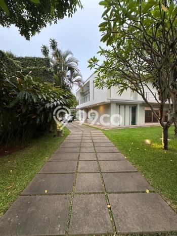 Siap Huni Hunian Elit 4 Kamar di Cilandak Dekat ke Mana Saja Siap Huni Hunian Elit 4 Kamar di Cilandak Dekat ke Mana Saja